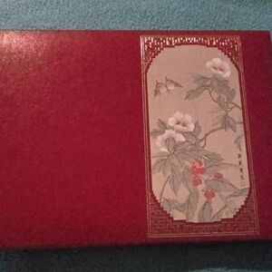 Vintage Elegant Red Floral Chiness Giea Book